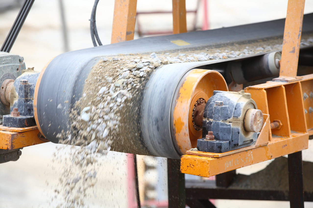 Industria De Petroleo Cemento Y Agregados | Nils Pira